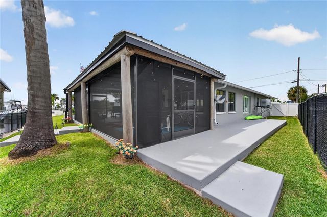 3422 W SHELL POINT ROAD, Ruskin, FL 33570