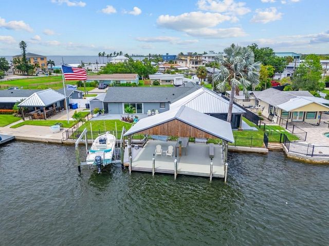3422 W SHELL POINT ROAD, Ruskin, FL 33570