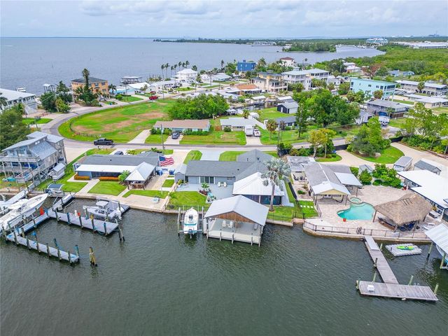 3422 W SHELL POINT ROAD, Ruskin, FL 33570