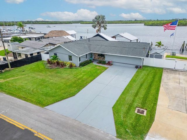 3422 W SHELL POINT ROAD, Ruskin, FL 33570