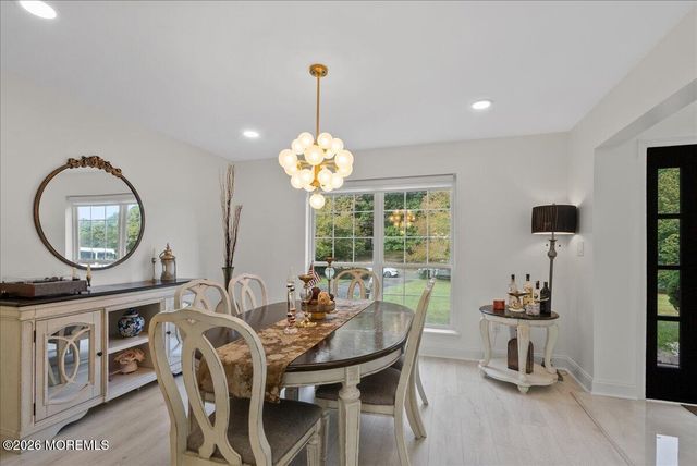 13 Cottonwood Drive, Jackson, NJ 08527