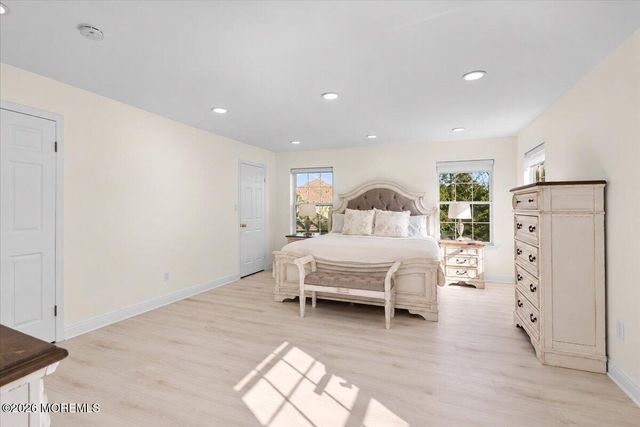 13 Cottonwood Drive, Jackson, NJ 08527