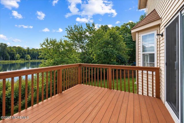 13 Cottonwood Drive, Jackson, NJ 08527