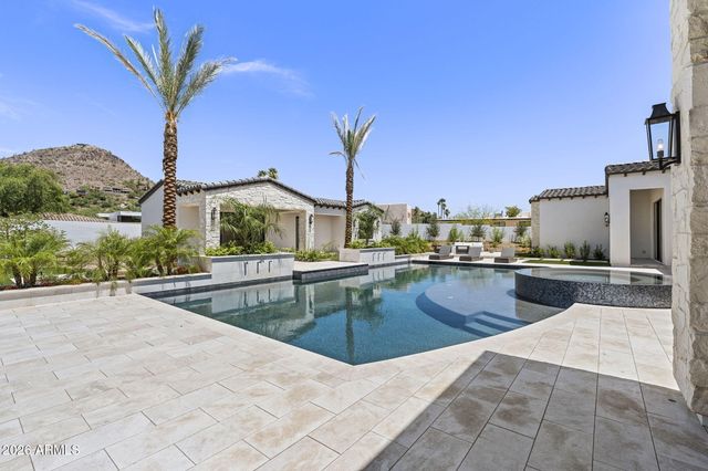 6610 N MOUNTAIN VIEW Drive, Paradise Valley, AZ 85253