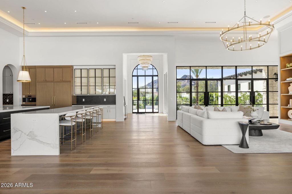 6610 N MOUNTAIN VIEW Drive, Paradise Valley, AZ 85253 — photo 4