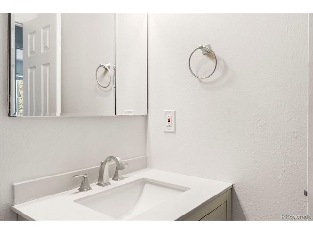 8261 W Pomona Dr, Arvada, CO 80005