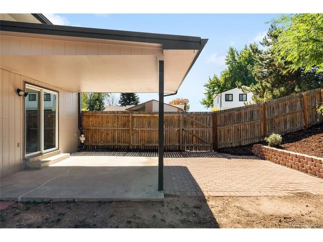 8261 W Pomona Dr, Arvada, CO 80005