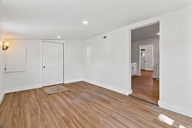 709 N Walnut Street, Hartford City, IN 47348