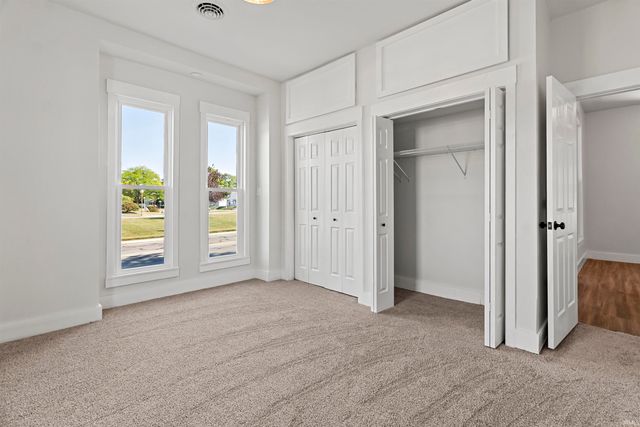 709 N Walnut Street, Hartford City, IN 47348