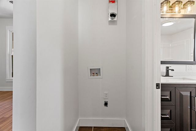 709 N Walnut Street, Hartford City, IN 47348