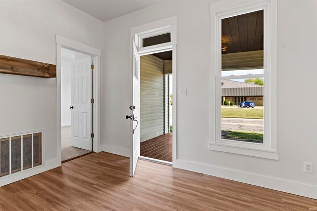 709 N Walnut Street, Hartford City, IN 47348