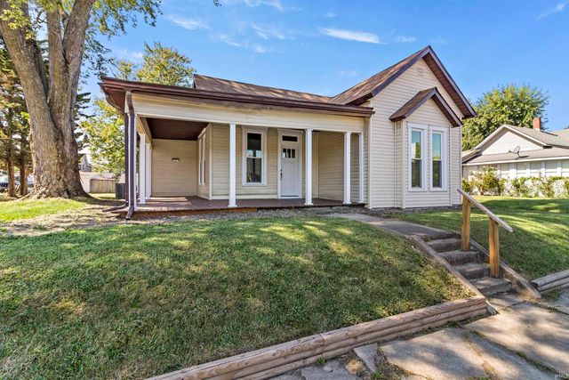 709 N Walnut Street, Hartford City, IN 47348