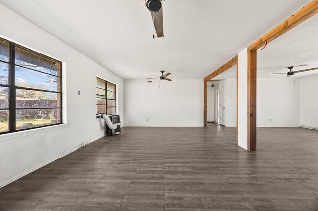 623 Spell Street, Houston, TX 77022