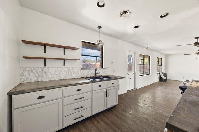 623 Spell Street, Houston, TX 77022