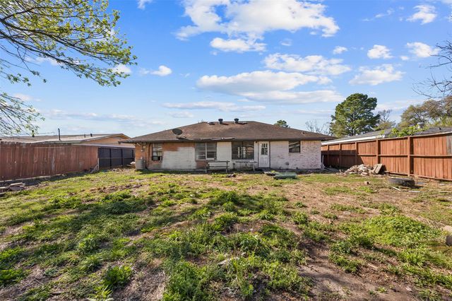 623 Spell Street, Houston, TX 77022