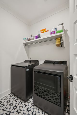 5200 Greentree Dr, Smyrna, TN 37167