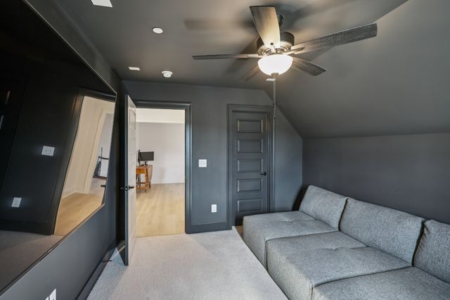 5200 Greentree Dr, Smyrna, TN 37167