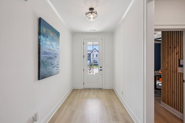 5200 Greentree Dr, Smyrna, TN 37167