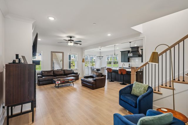 5200 Greentree Dr, Smyrna, TN 37167