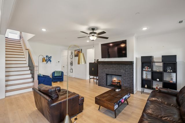 5200 Greentree Dr, Smyrna, TN 37167