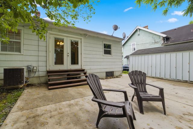 221 N 1st Street, Danville, KY 40422