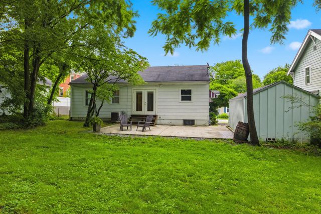 221 N 1st Street, Danville, KY 40422