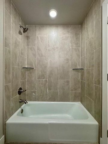 33 Swanage Drive, Bella Vista, AR 72715