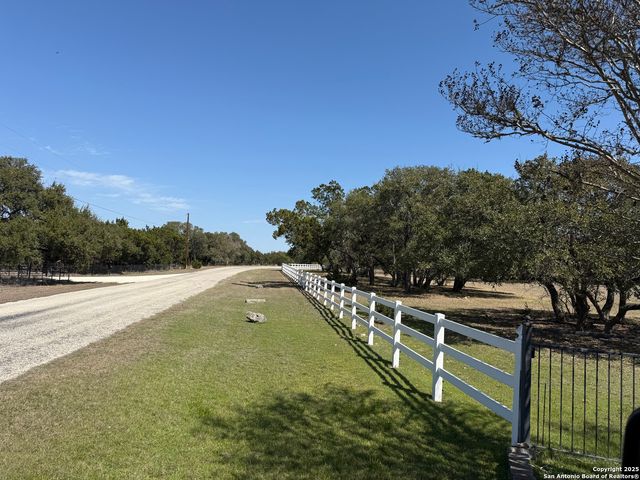 3.86 ACRES Remington, Bergheim, TX 78004