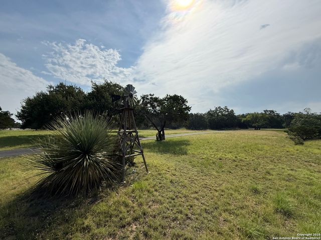3.86 ACRES Remington, Bergheim, TX 78004