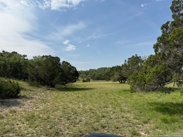 3.86 ACRES Remington, Bergheim, TX 78004