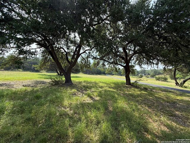 3.86 ACRES Remington, Bergheim, TX 78004
