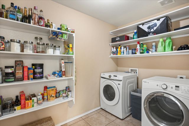 941 Honey Locust Lane, Crowley, TX 76036