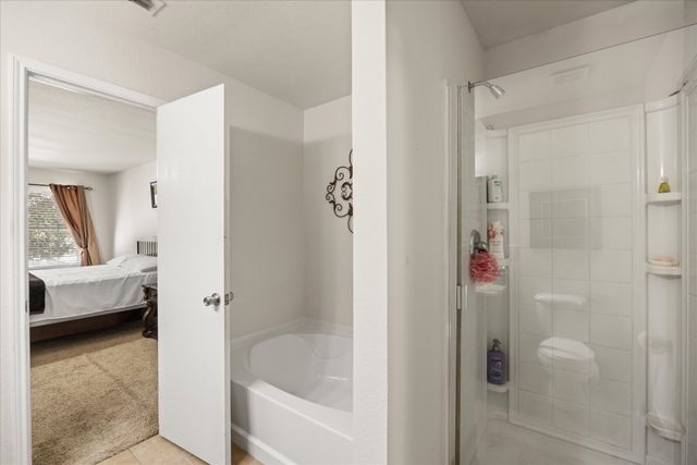 941 Honey Locust Lane, Crowley, TX 76036