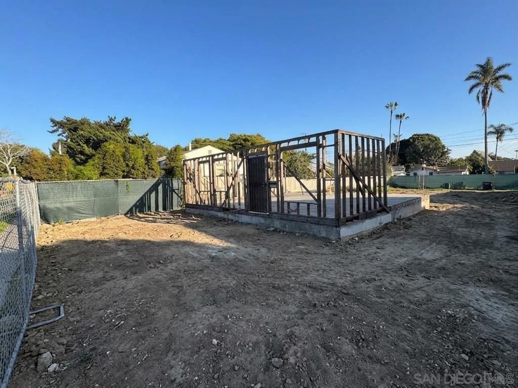 1367 Diamond, San Diego, CA 92109 — photo 4