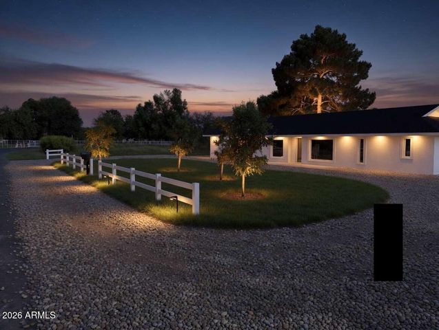 439 S CACTUS WREN Street, Gilbert, AZ 85296