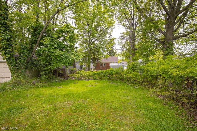 1454 E 196th Street, Euclid, OH 44117