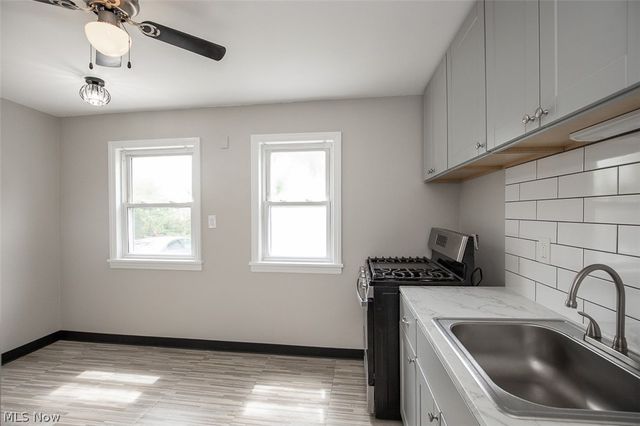 1454 E 196th Street, Euclid, OH 44117