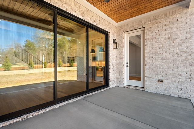 6001 Elliott Court, Arrington, TN 37014