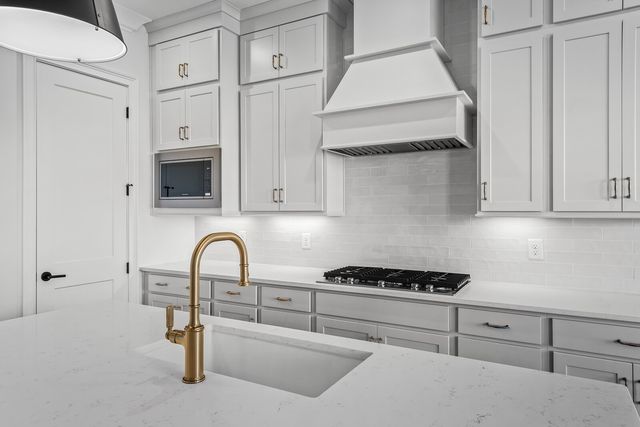 6001 Elliott Court, Arrington, TN 37014