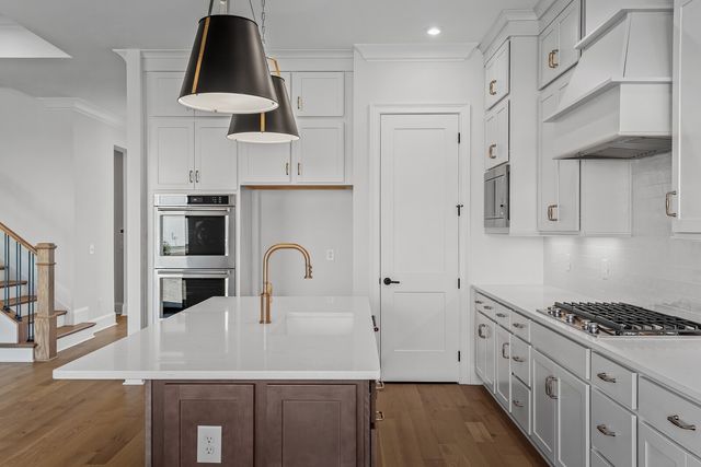 6001 Elliott Court, Arrington, TN 37014