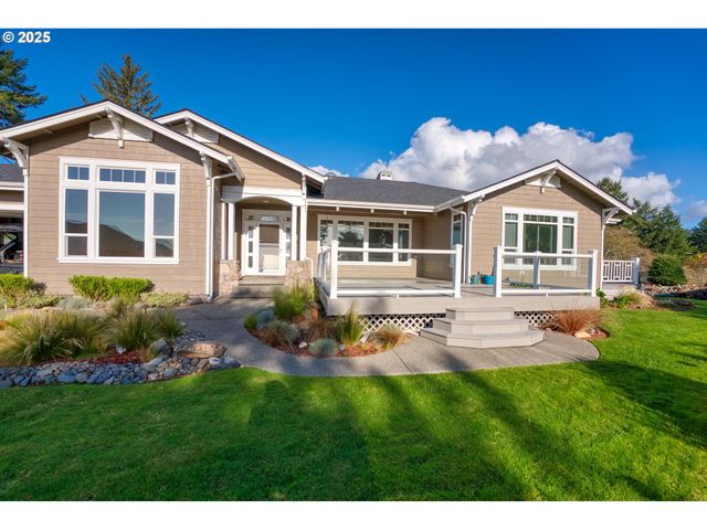 96546 SUNRIDGE Ter, Brookings, OR 97415