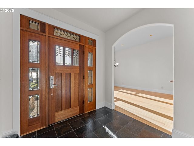 96546 SUNRIDGE Ter, Brookings, OR 97415