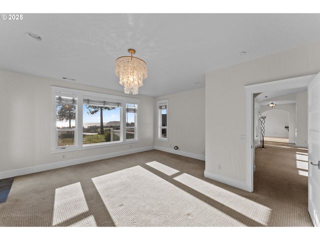 96546 SUNRIDGE Ter, Brookings, OR 97415