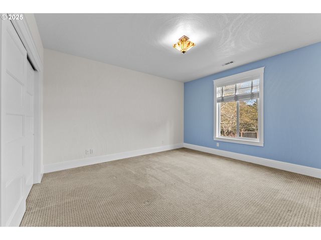 96546 SUNRIDGE Ter, Brookings, OR 97415