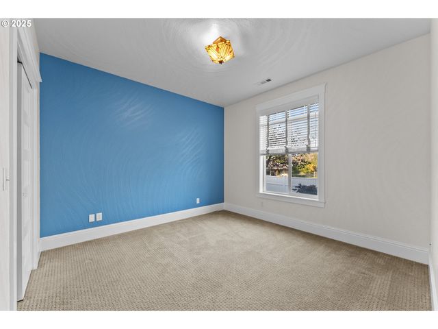 96546 SUNRIDGE Ter, Brookings, OR 97415