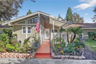 49 Calle Aragon B, Laguna Woods, CA 92637