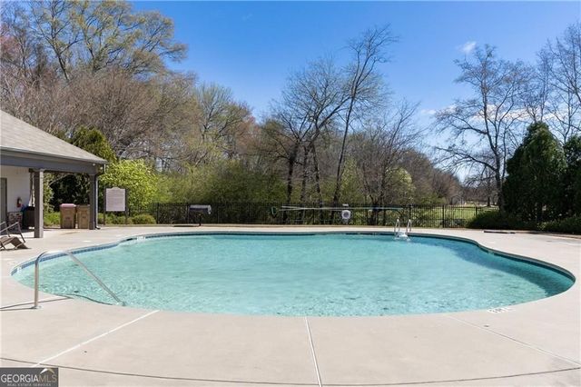 8320 Village Place, Suwanee, GA 30024