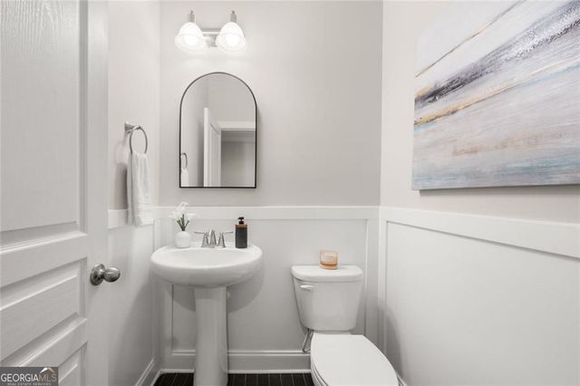 8320 Village Place, Suwanee, GA 30024