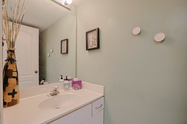 3 Chestnut Terrace, Buffalo Grove, IL 60089