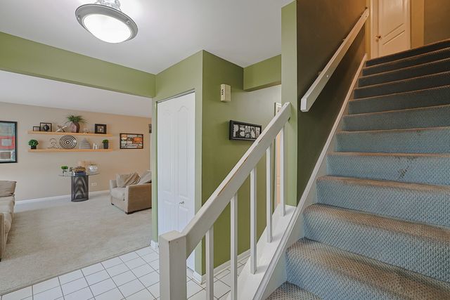 3 Chestnut Terrace, Buffalo Grove, IL 60089